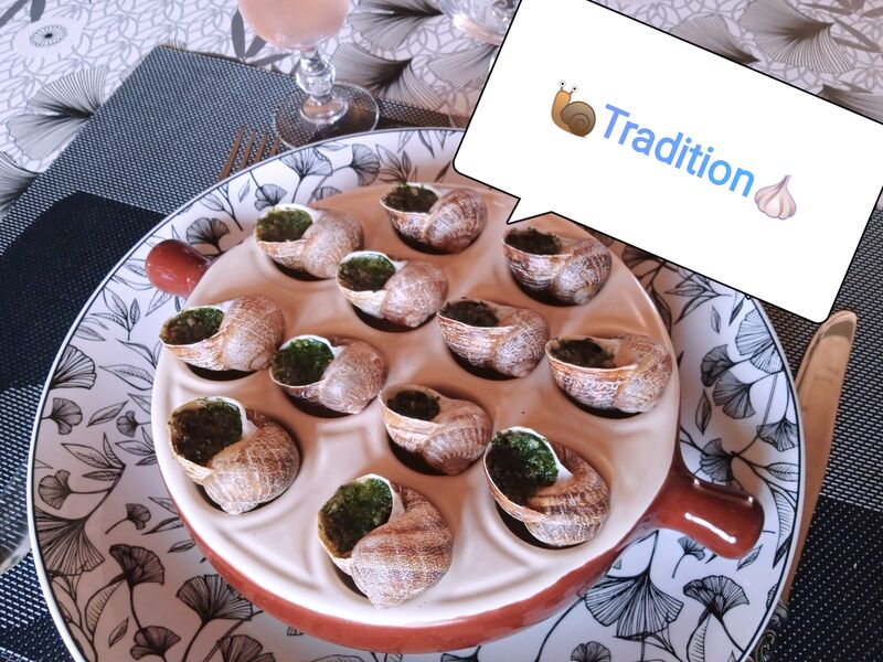 Escargots en coquilles à la persillade 8,50 € la douzaine