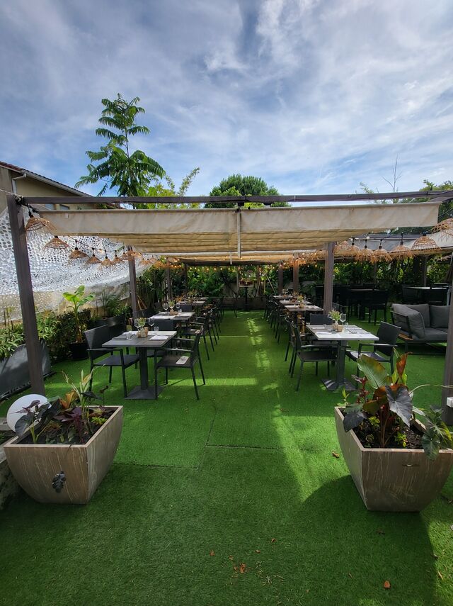 NOTRE TERRASSE