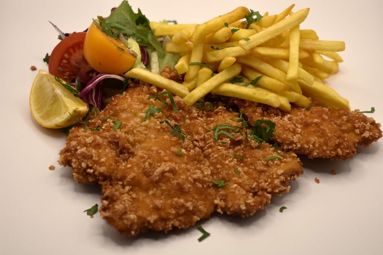 Escalope Milanaise / frites, salade