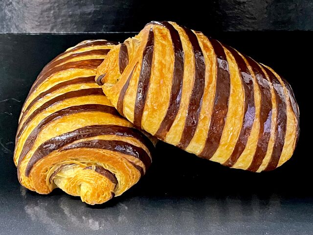 Pain au chocolat.
