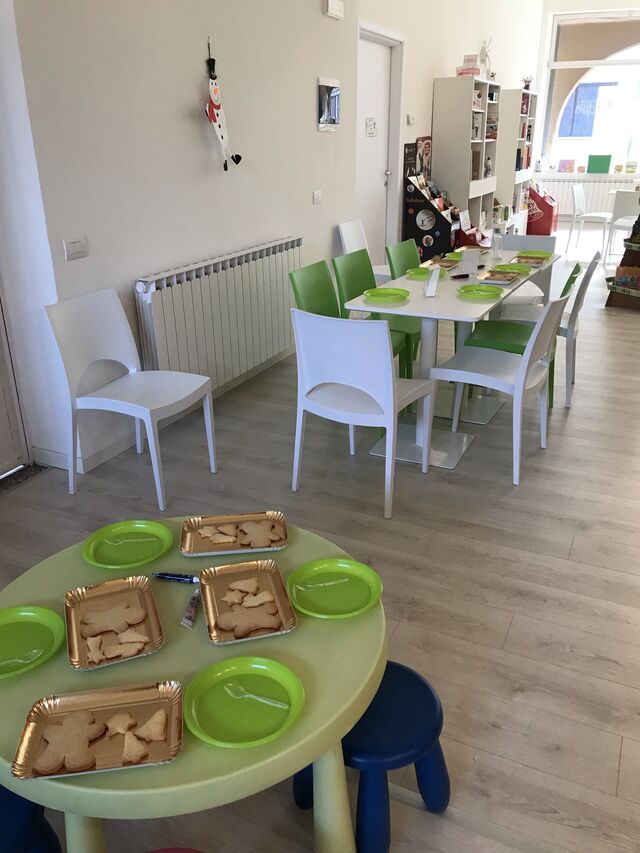 Decoriamo i biscotti