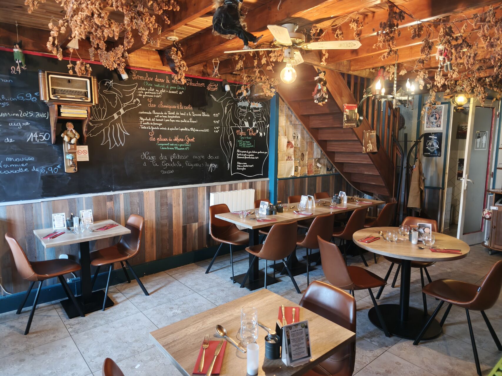 Un restaurant convivial