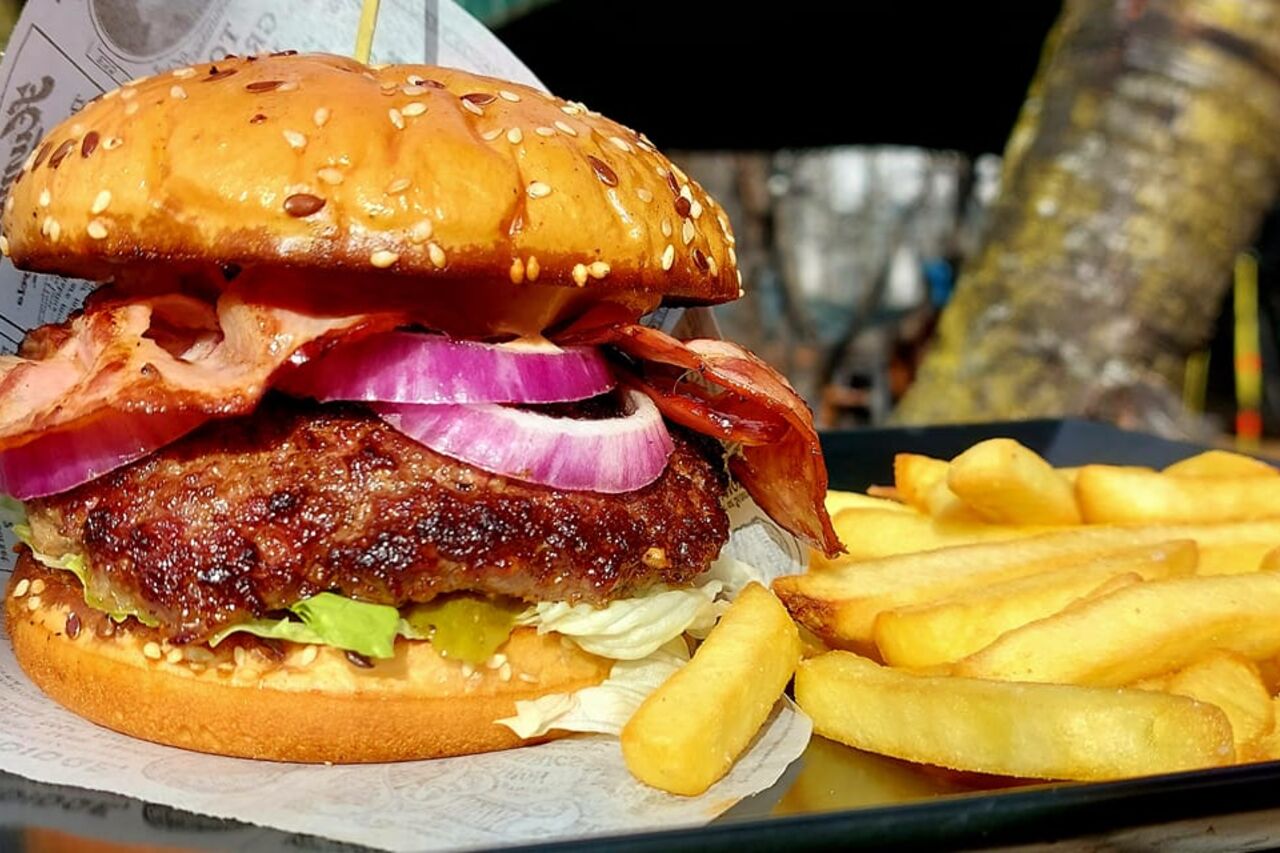 Primim comenzi cu ridicare personală și livrare