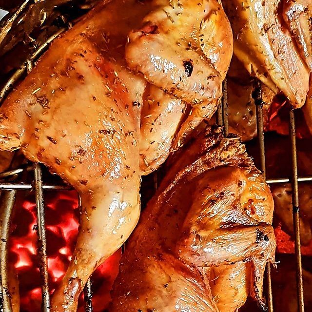 Delicioso pollo 100% a la Brasa