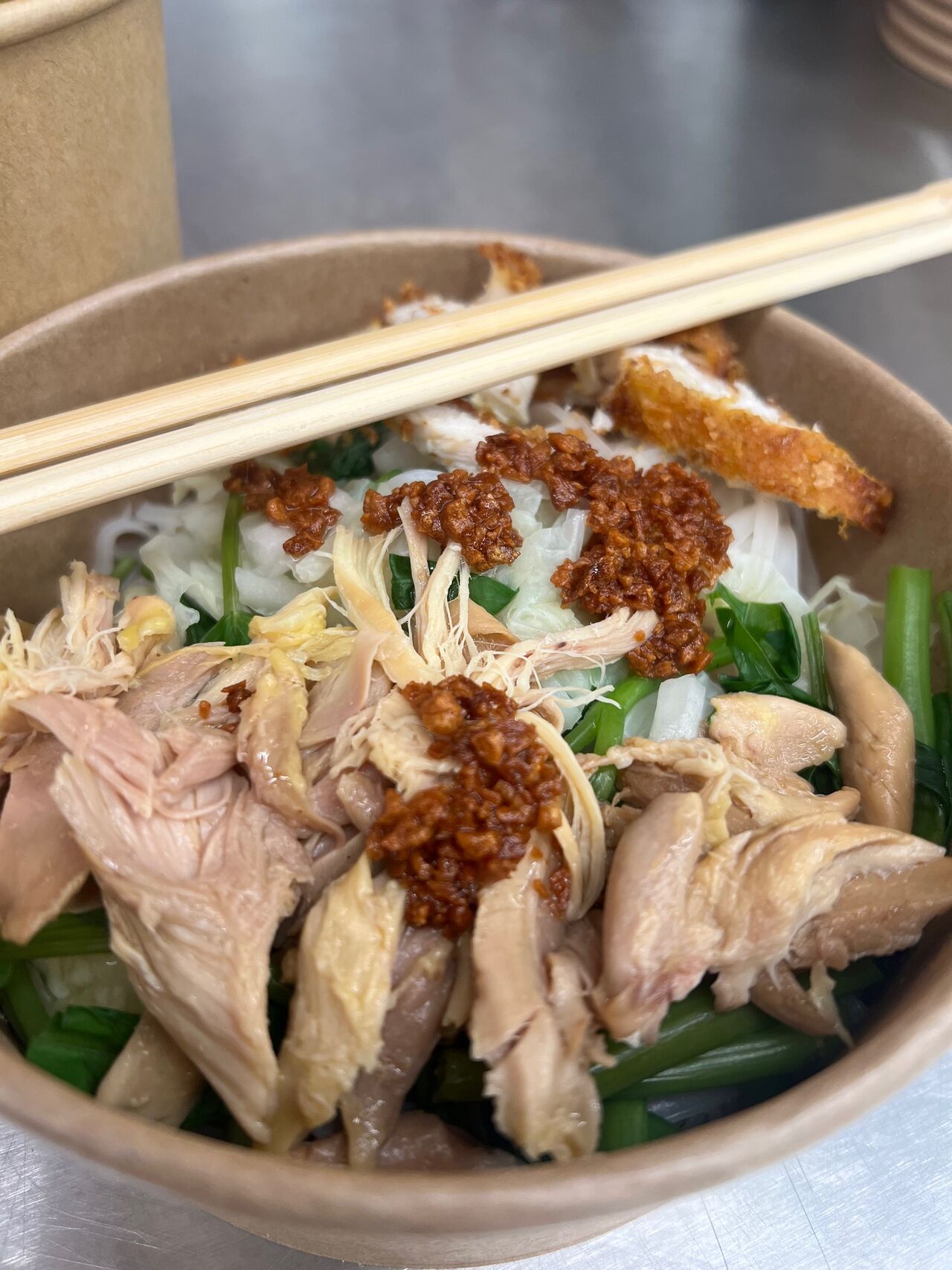 KAUY TIAO KAI, soupe de nouilles au poulet