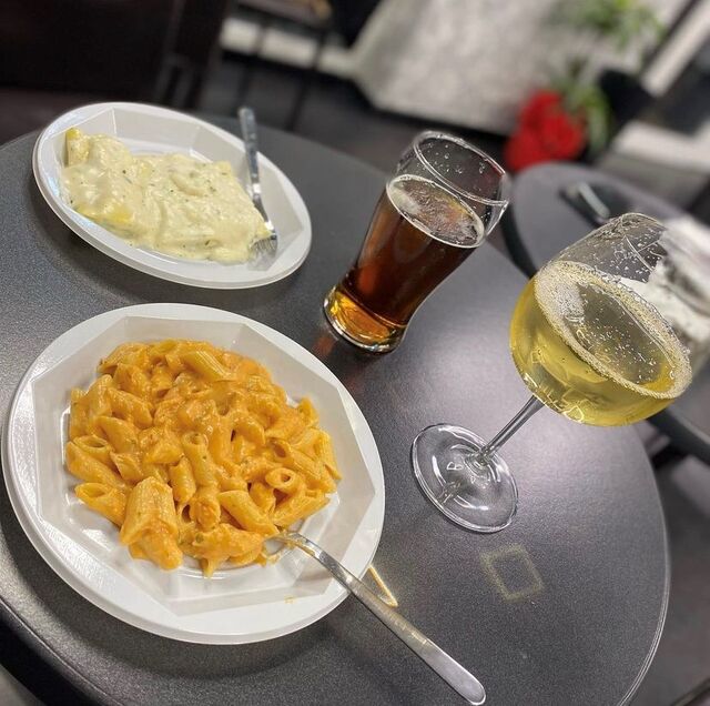 Ecco alcuni dei nostri primi piatti da abbinare alle nostre birre artigianali oppure ad un buonissimo vino bianco!