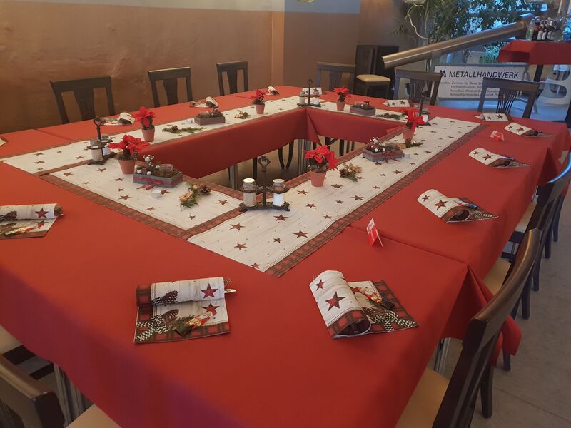 Planen Sie doch Ihre Weihnachsfeier bei 