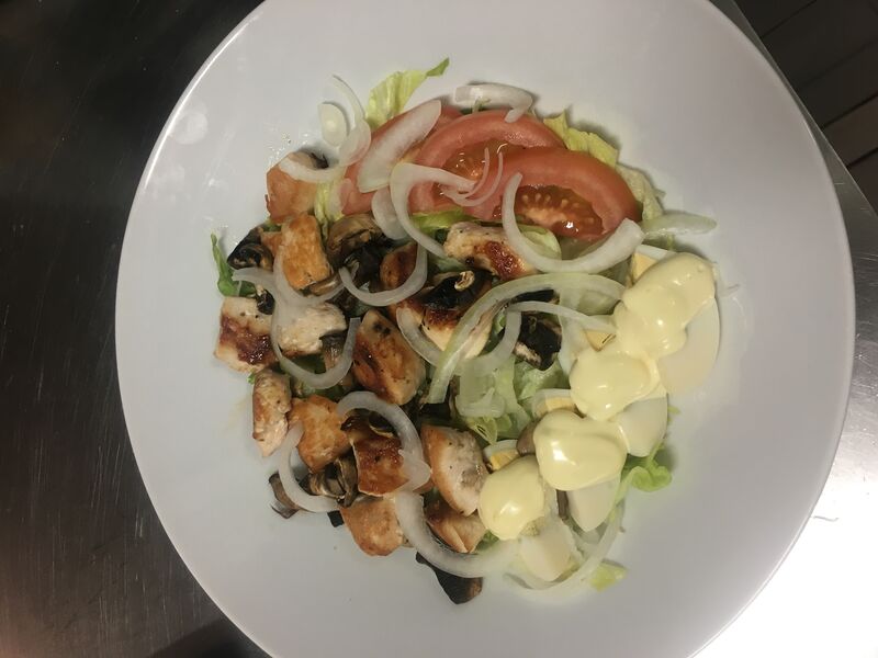 Grande salade de poulet