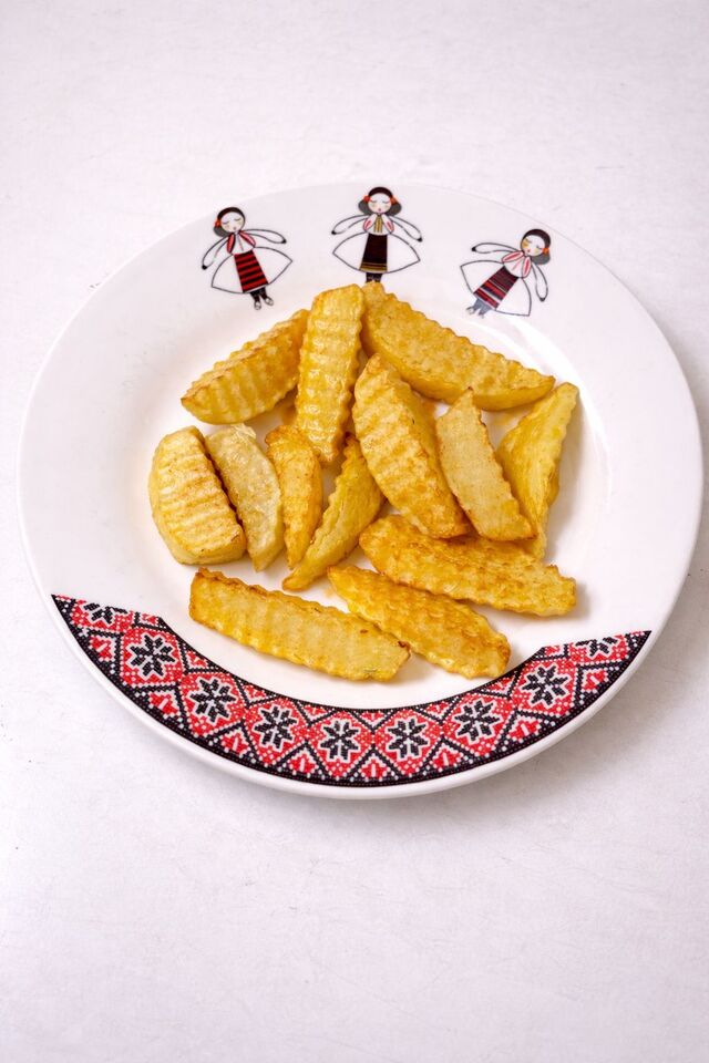 Cartofi prajiti 200g - 15 lei 