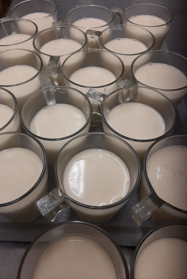 Pannacotta
Coulis de framboises ou chocolat ou caramel 