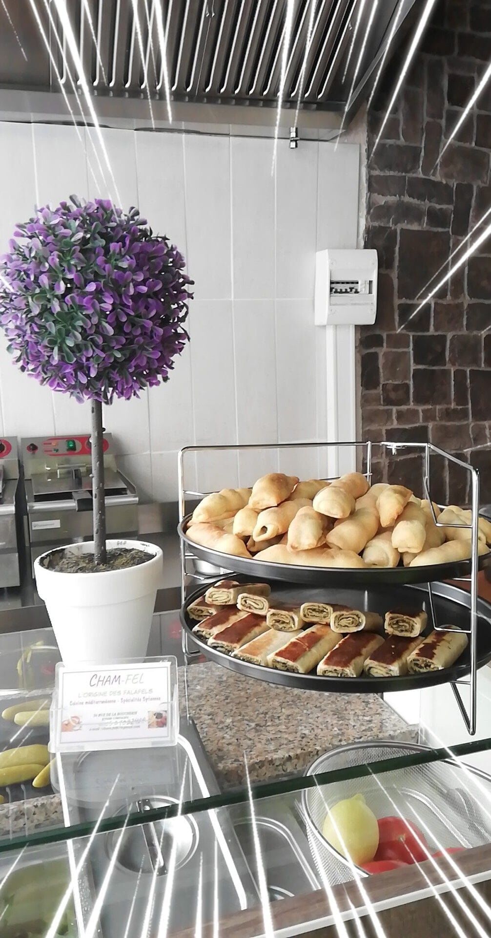 Fatayer aux olives (sue demande) et Zaatar 