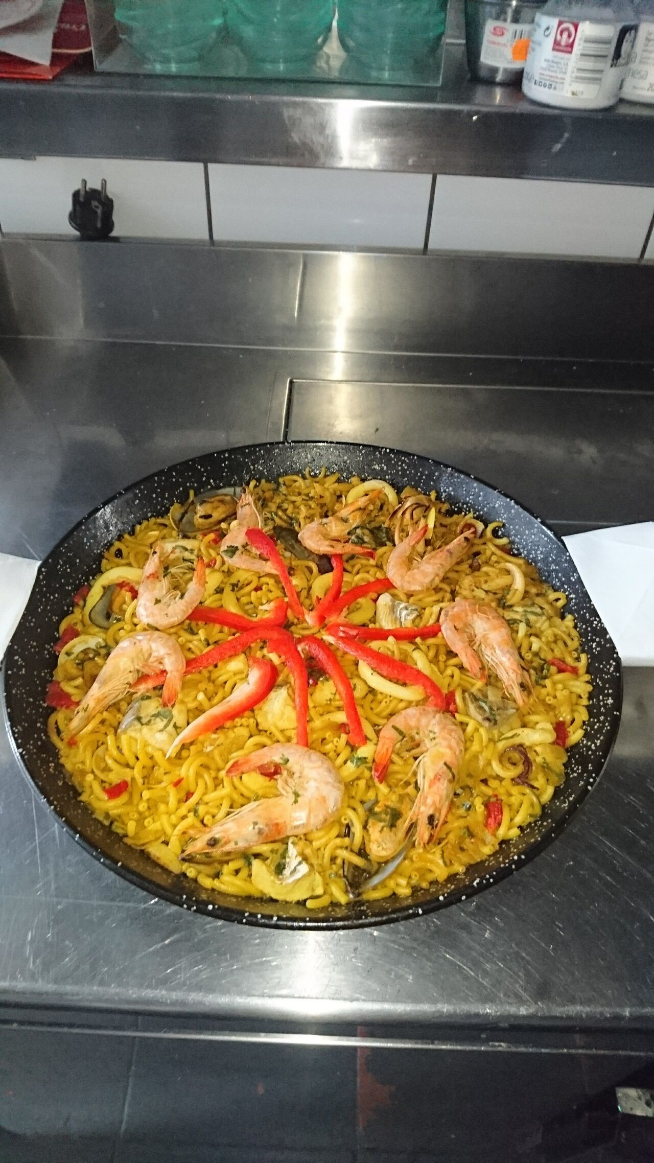 Fidewa de mariscos unadelicia para tu paladar