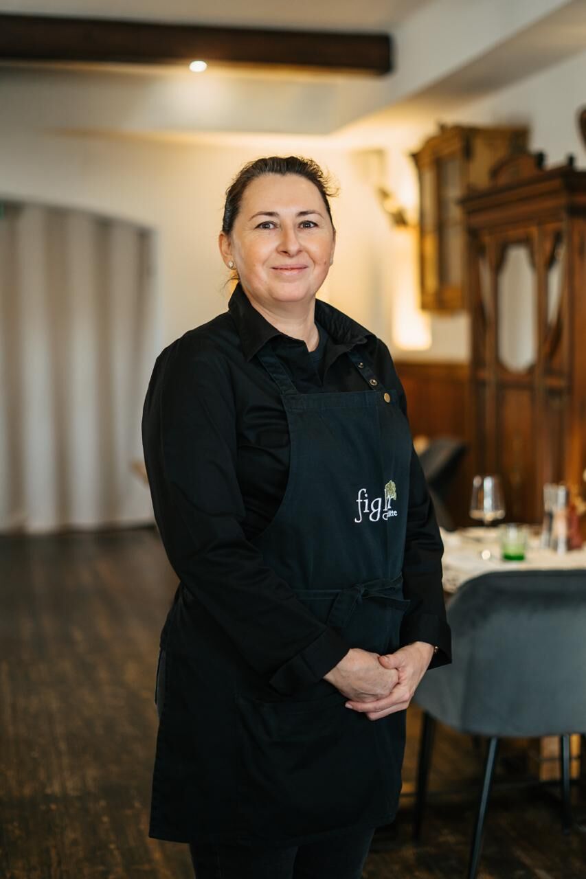 Restaurantfachfrau - Monica Clapa 