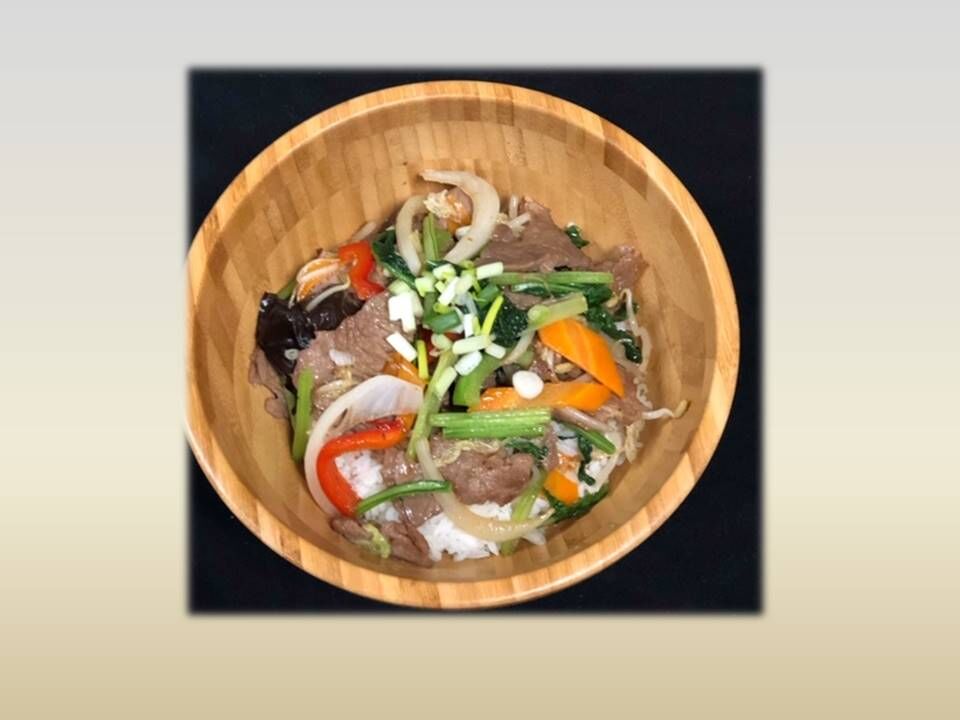 Bœuf Sauté aux Oignons