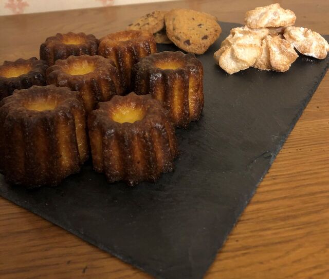 Cannelés, macaronés et cookies