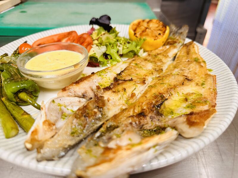 Lubina a la parrilla 