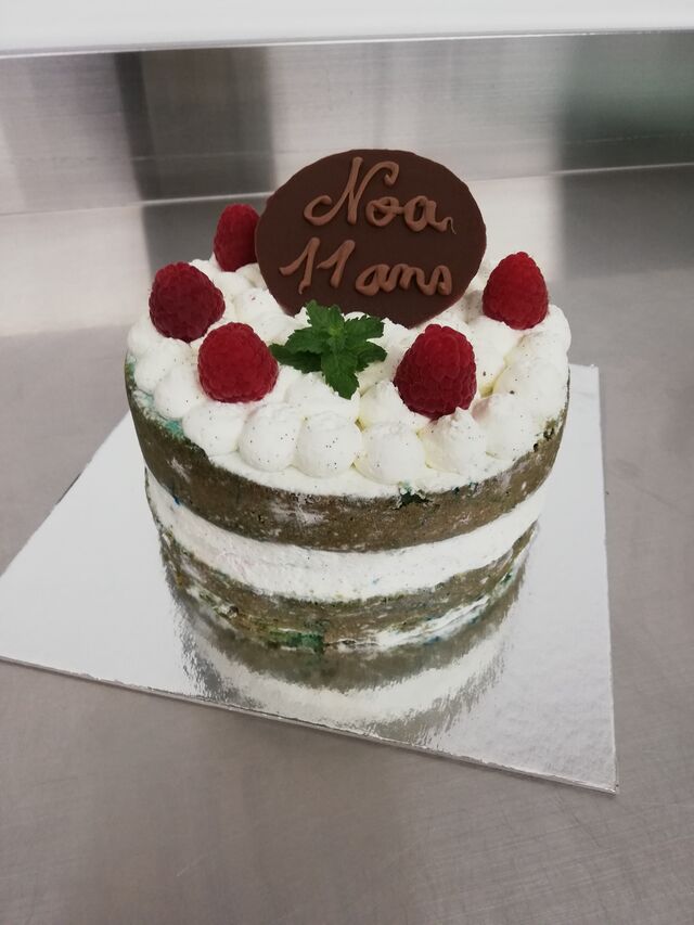 Nude Cake
Crème vanille mascarpone, insert framboise 