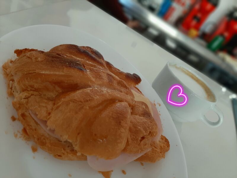 Croissant mixto