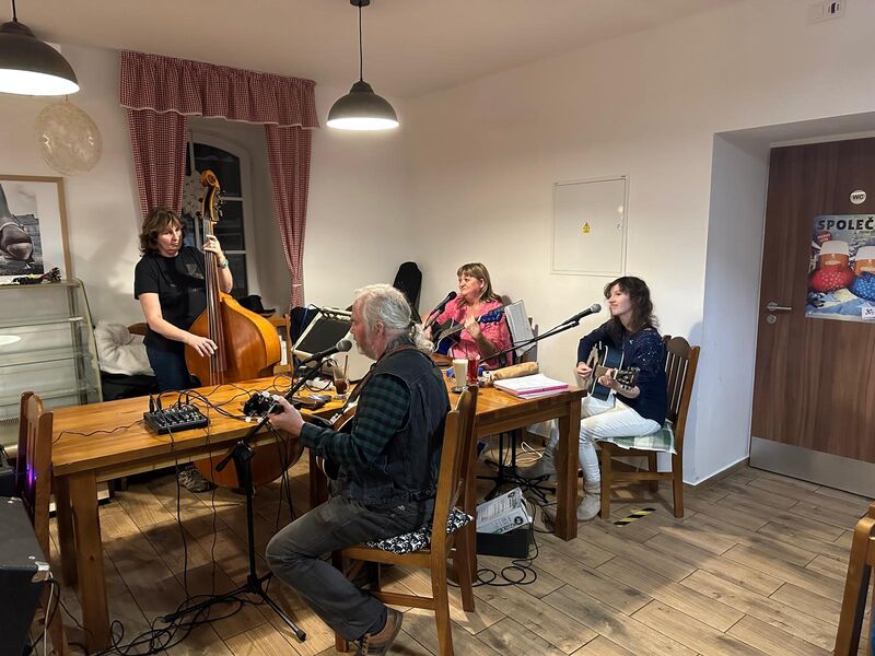 Country kapela Modrásci