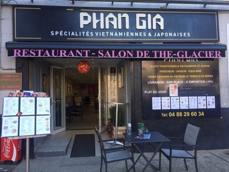 Terrasse belle vue sur la fontaine 