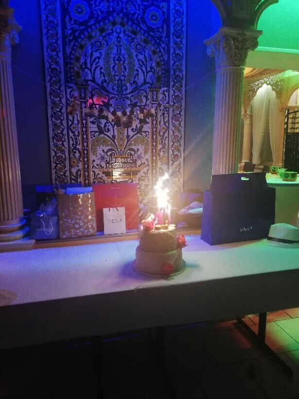 Notre restaurant relooké pour un anniversaire.