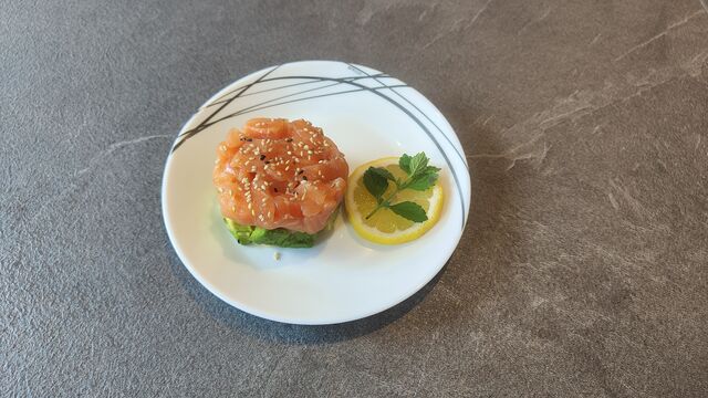 Tartare de saumon avocat.