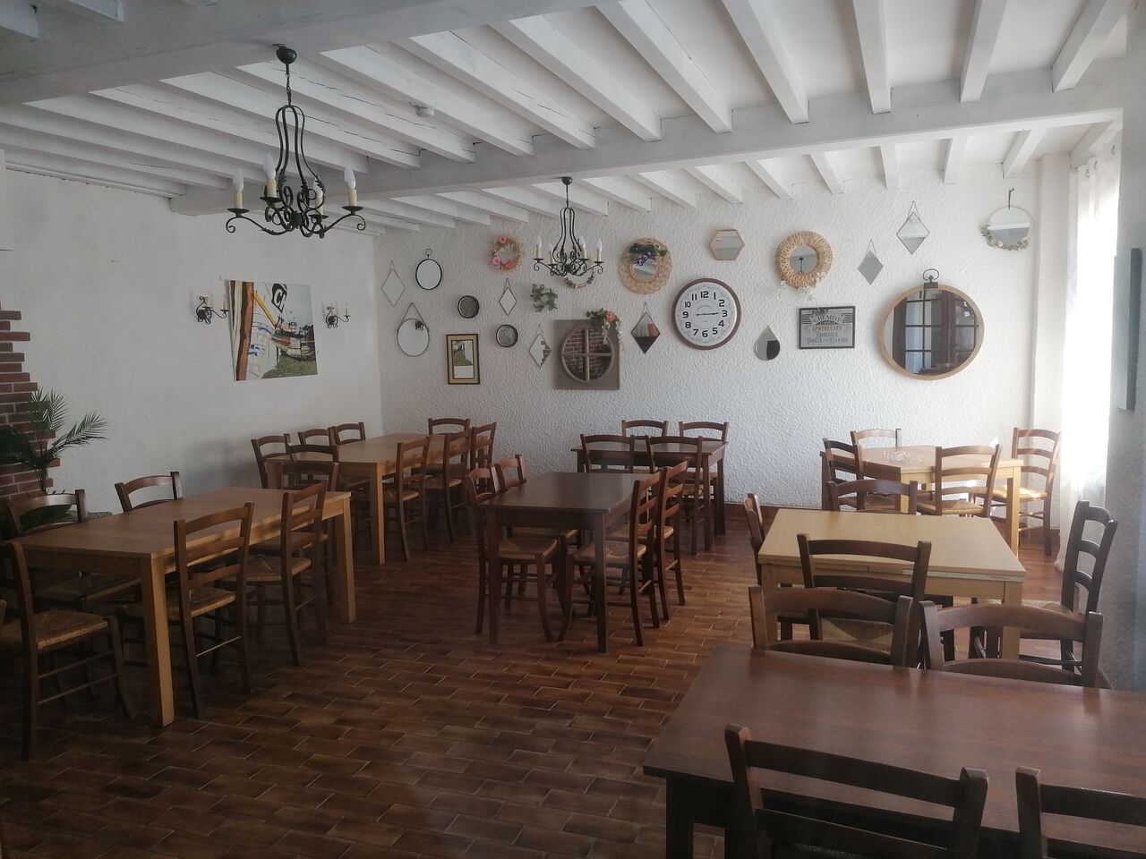 le coin resto .... pour faire du bon miam miam préparé par Violaine avec des produits frais du moment