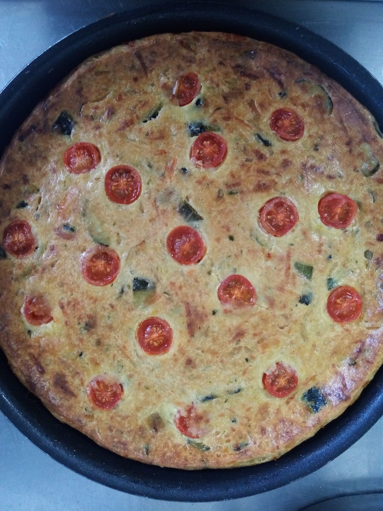 repas semaine: tarte aux légumes ( courgettes, cumin et tomate cerise)