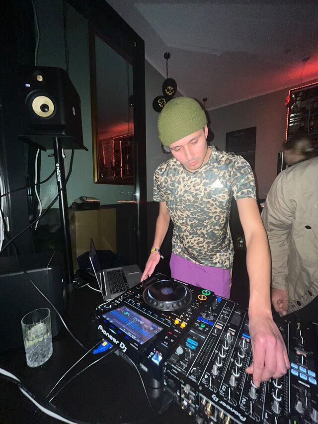 Jenny's social club's party 👯 dj kristjan 