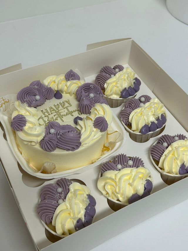 BentoCake + Cupcakes