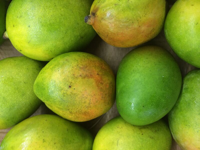 Un grand choix de fruits exotiques pour vous faire plaisir 