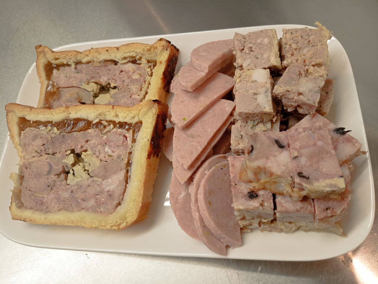 Planche charcuterie apéritive 