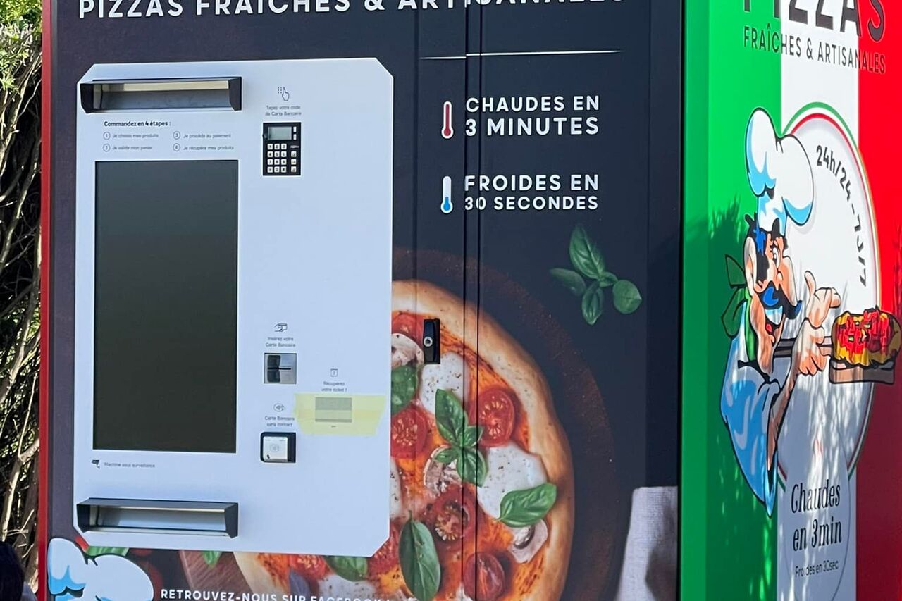 Notre distributeur a pizza