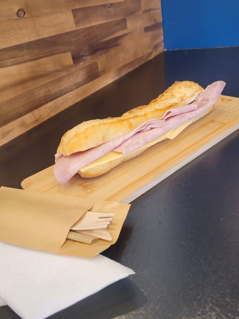SANDWICH jambon/émentham/beurre