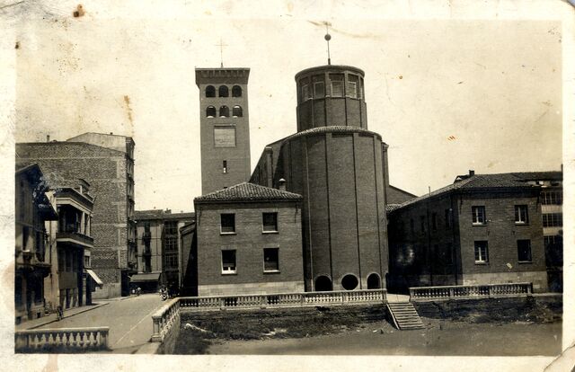 Calle Fidel García e Iglesia de San Nicolas