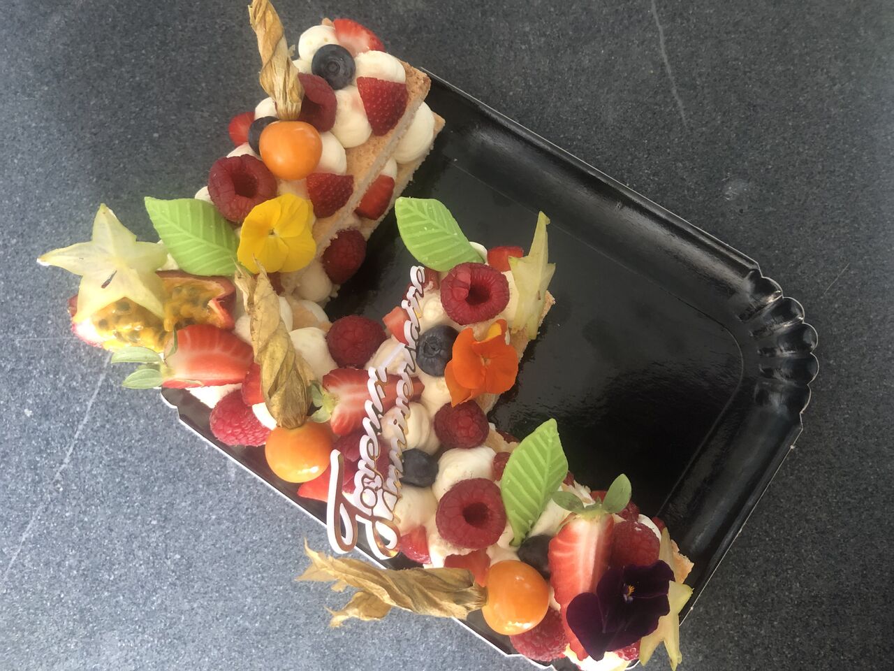 Un number cake sous forme d initiale toute est possible !!