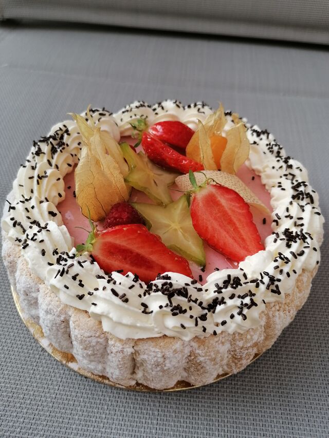 Charlotte aux fraises 