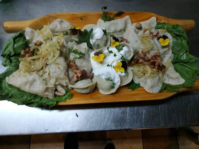 Koryta pierogów na zamówienie i na miejscu 