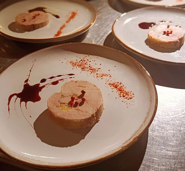Foie Gras Maison - réduction de porto et piment espelette