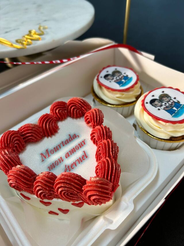 Bento Cake + Cup Cakes
