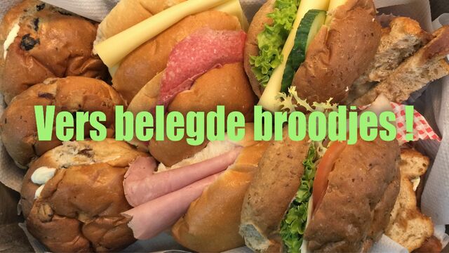 Verse broodjes, speciaal voor u samengesteld..