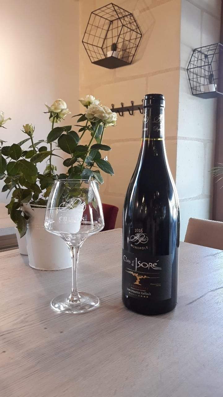 Carte des vins 100% Val de Loire.
Des coups de coeur chaque mois