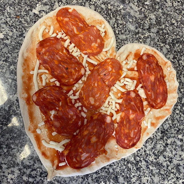 Pizza salame piccante