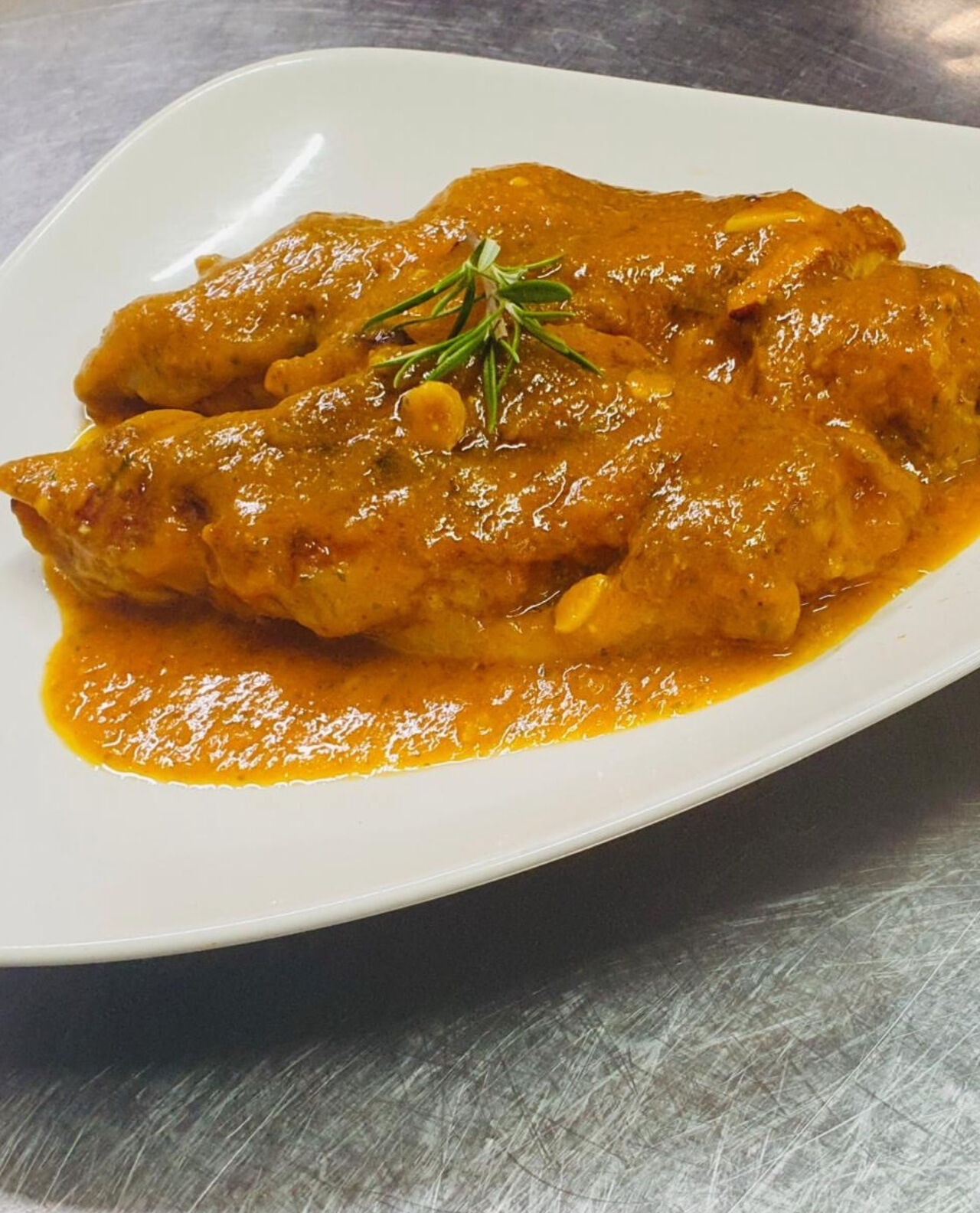 PEUS DE PORC EN SALSA