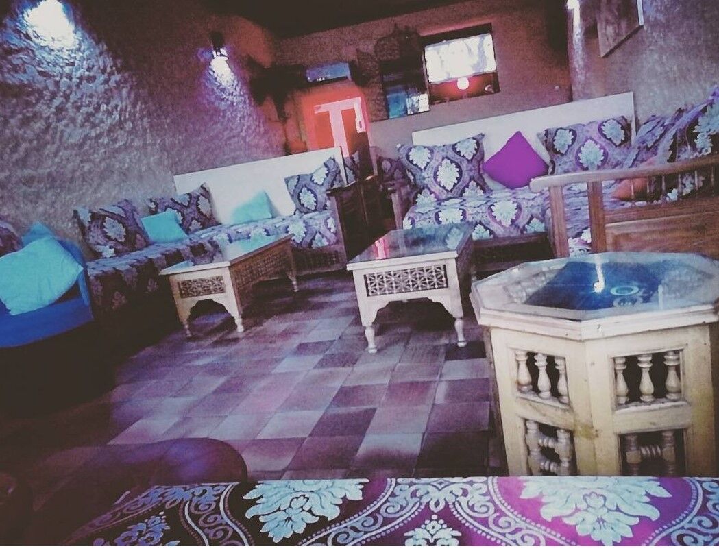 Bar à Chicha "Evasion Orient" MACON Shisha lounge near me Book now