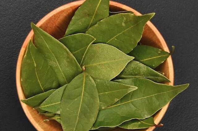 Laurier feuilles - 10gr - 2,00€