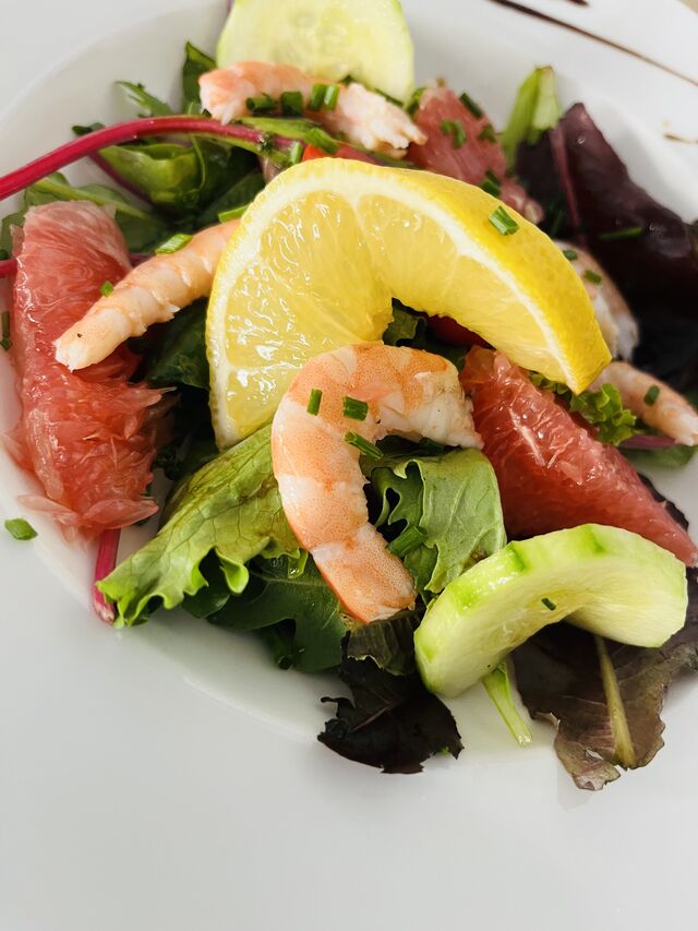 Salade crevettes pamplemousse
