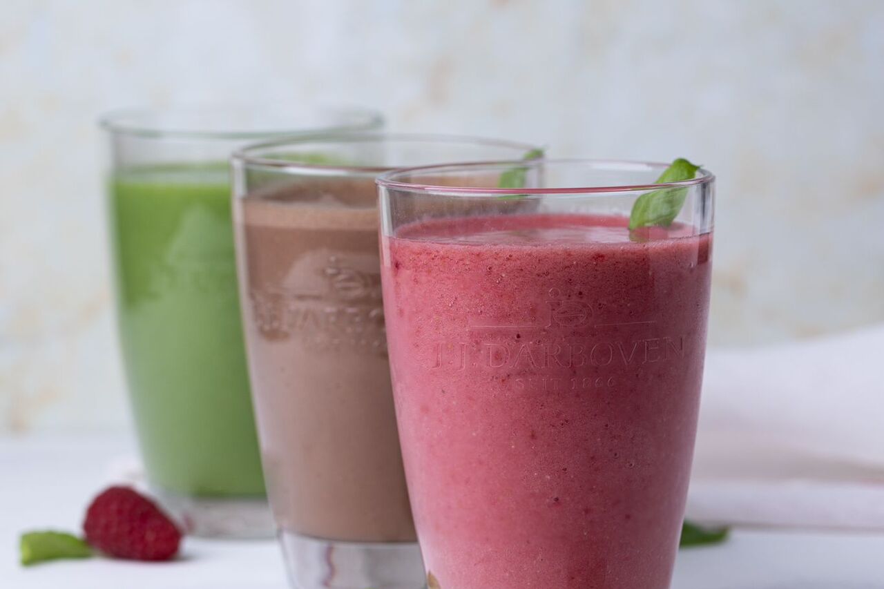 Frische Smoothies, die beleben