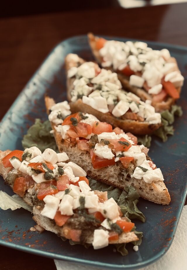 Bruschetta tomates et mozzarella 