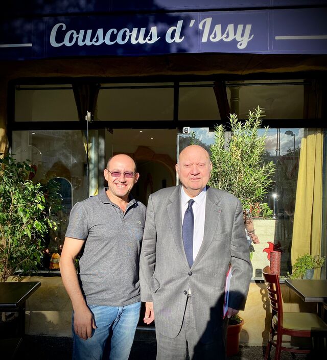 Visite du maire d'Issy-les-Moulineaux, Monsieur André Santini